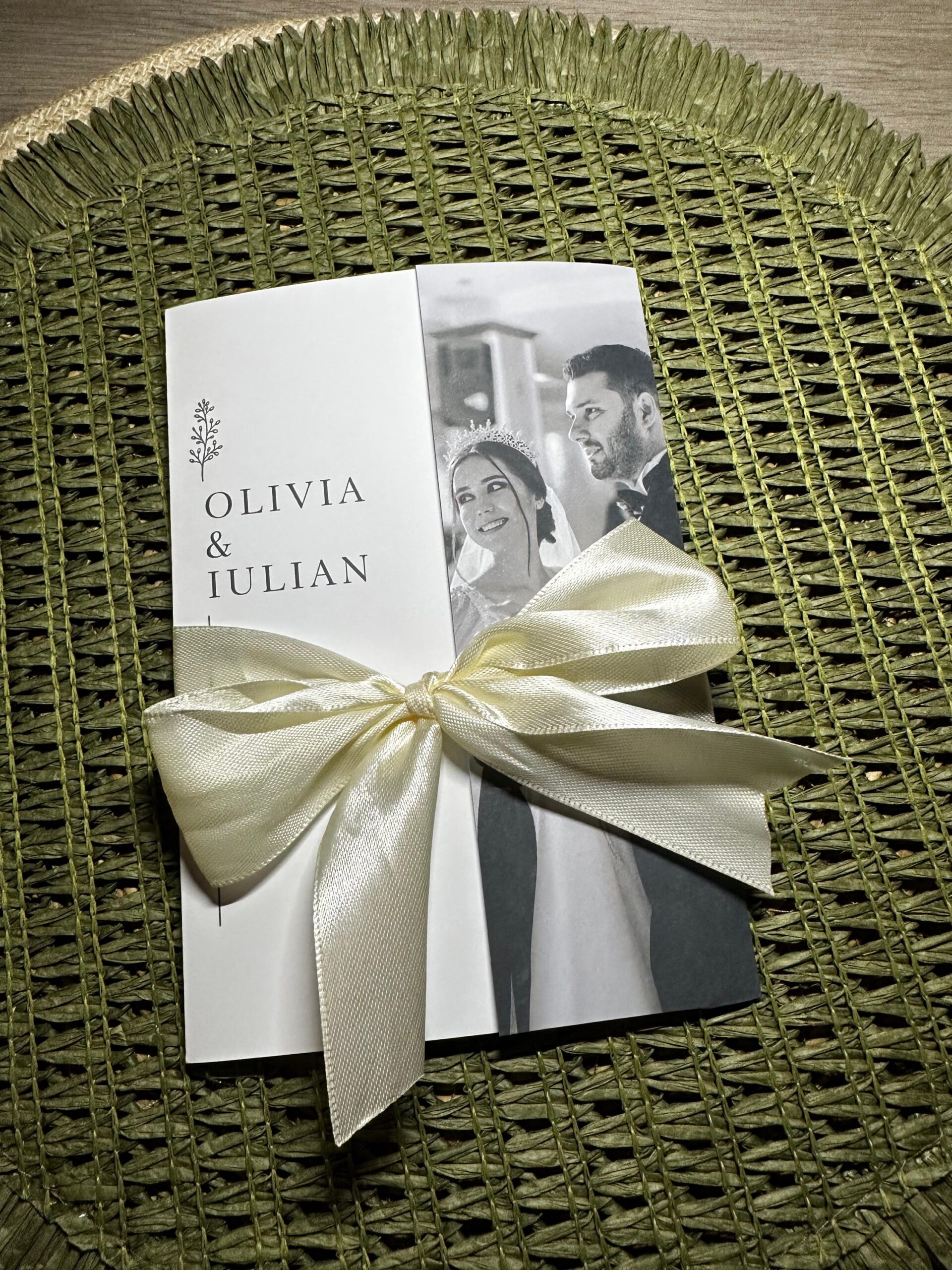 633346a9-ee33-4852-803d-33753b339747 Invitatie de nunta 0004 - imagine 1